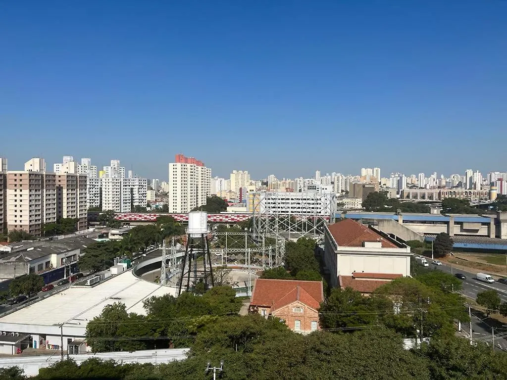 Apartamento Para Pessoas De Familia Ou A Negocio, Ap Lindo Aconchegante No Bras Proximo Igreja Mundial,Mercado Municipal, 25 De Marco, Templo Salomao, Metro Dom Pedro Ll, Bancos, Mercado E Etc São Paulo 0*,  Brazylia