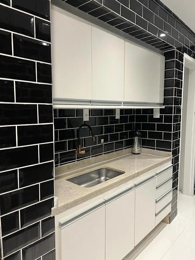 Apartamento Para Pessoas De Familia Ou A Negocio, Ap Lindo Aconchegante No Bras Proximo Igreja Mundial,Mercado Municipal, 25 De Marco, Templo Salomao, Metro Dom Pedro Ll, Bancos, Mercado E Etc São Paulo Apartament