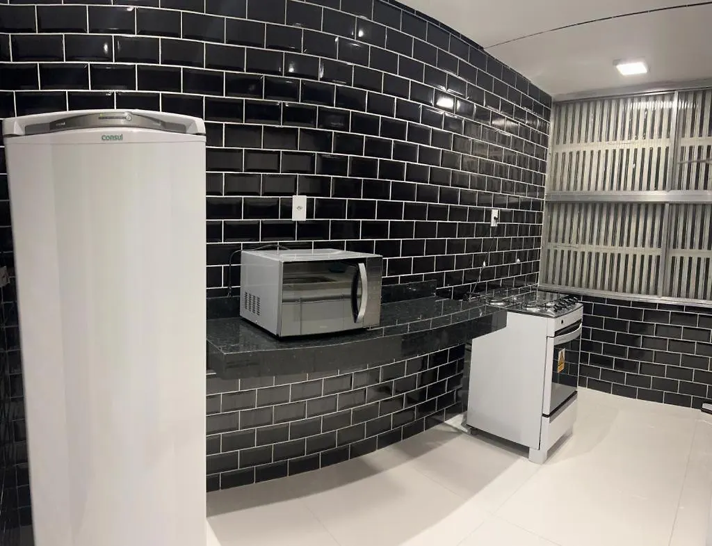 Apartamento Para Pessoas De Familia Ou A Negocio, Ap Lindo Aconchegante No Bras Proximo Igreja Mundial,Mercado Municipal, 25 De Marco, Templo Salomao, Metro Dom Pedro Ll, Bancos, Mercado E Etc São Paulo