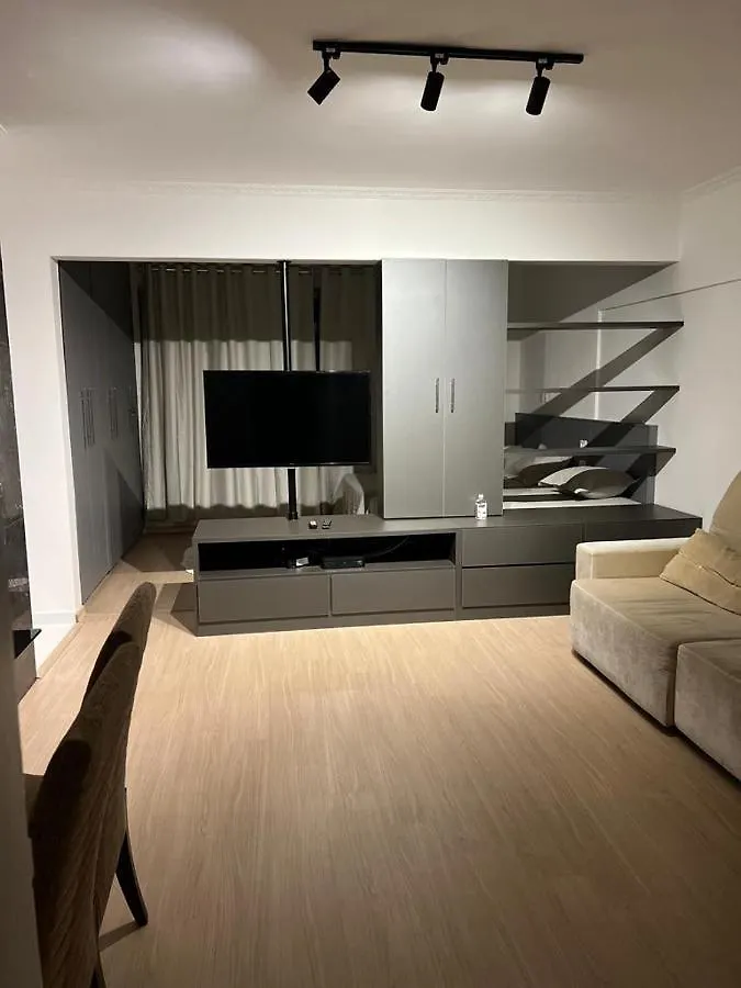 Apartamento Para Pessoas De Familia Ou A Negocio, Ap Lindo Aconchegante No Bras Proximo Igreja Mundial,Mercado Municipal, 25 De Marco, Templo Salomao, Metro Dom Pedro Ll, Bancos, Mercado E Etc São Paulo Apartament
